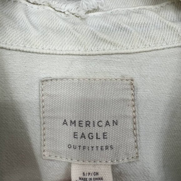 American Eagle Womens Size Small Light Wash Denim Jacket Distressed Cotton Jean - Picture 8 of 10